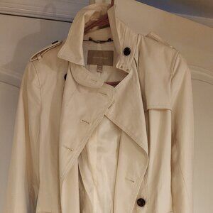 **SOLD** Banana Republic Trench Coat Cream Petite size XS